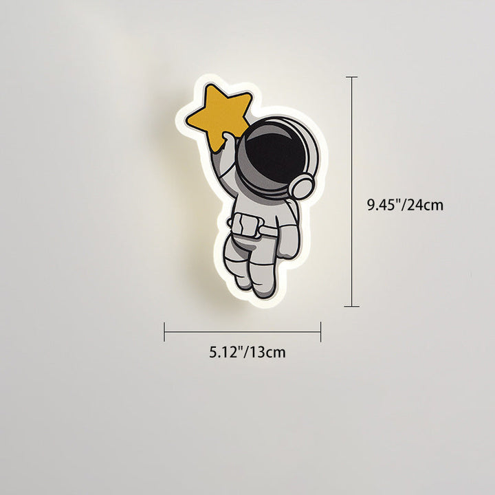 Applique murale LED en fer pour enfants avec astronaute de conte de fées en acrylique créatif contemporain pour chambre à coucher 