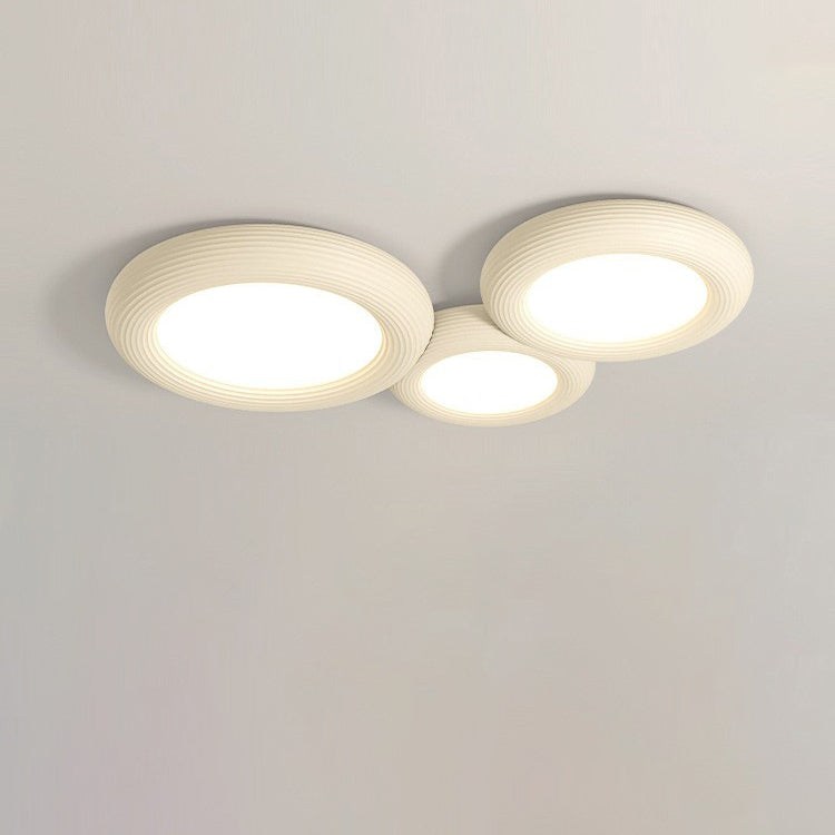 Moderne Einfachheit Eisen Harz Acryl Runde Donut LED Unterputz Deckenleuchte Für Wohnzimmer 