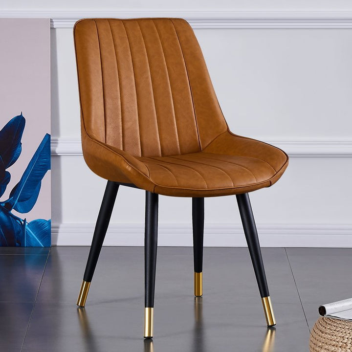 Chaise de salle à manger moderne de luxe carrée incurvée en similicuir avec dossier sans accoudoirs pour salle à manger 