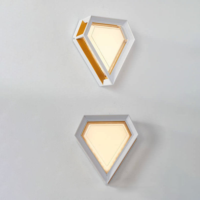 Lampe murale étanche LED en forme de diamant avec bouclier en cœur acrylique créatif 