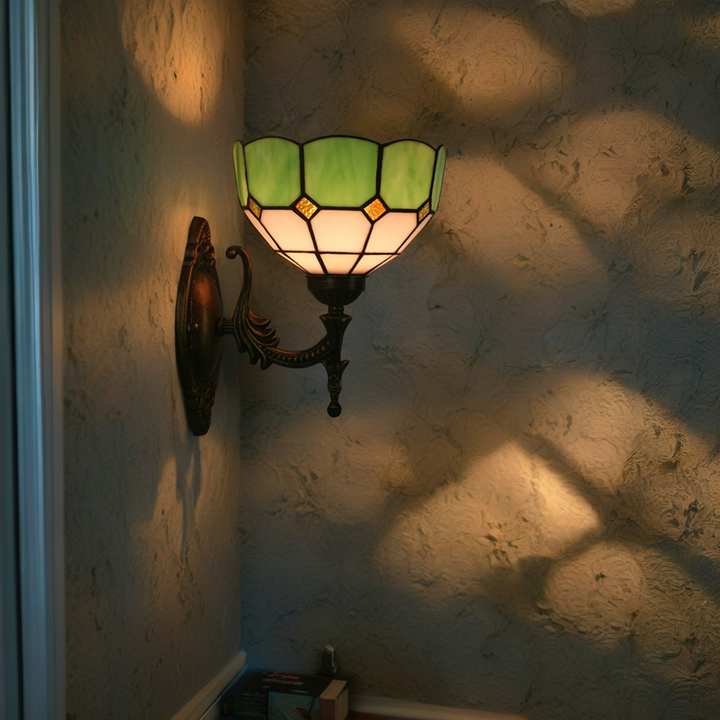 Applique murale en verre à demi-cercle traditionnel Tiffany 1 lumière pour chambre 