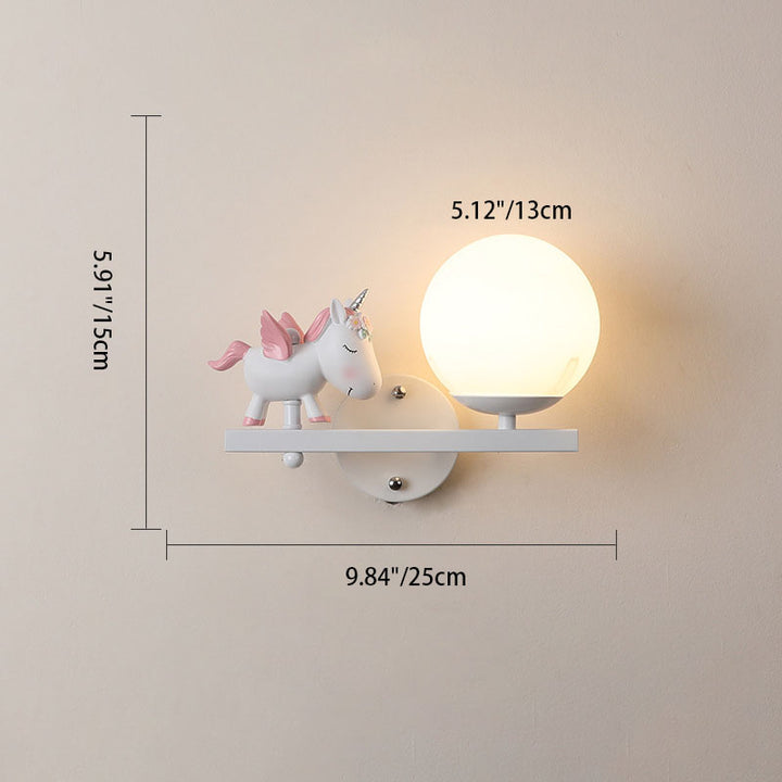 Zeitgenössische kreative Kinder Mädchen Einhorn Kugel Harz Eisen Glas 1-Licht Wandleuchte für Schlafzimmer 