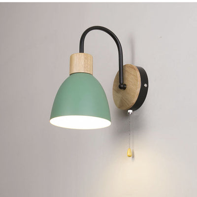 Moderne minimalistische Macaron gebogene Stange Runde Tasse Eisen Holz 1-Licht Wandleuchte Lampe für Schlafzimmer