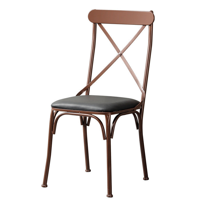 Ensemble de chaises et table de salle à manger en cuir industriel contemporain, bois, fer, avec dossier en forme de X pour salle à manger 