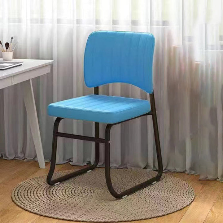 Chaise de bureau empilable en cuir PU carrée minimaliste moderne avec dossier pour la maison et le bureau 