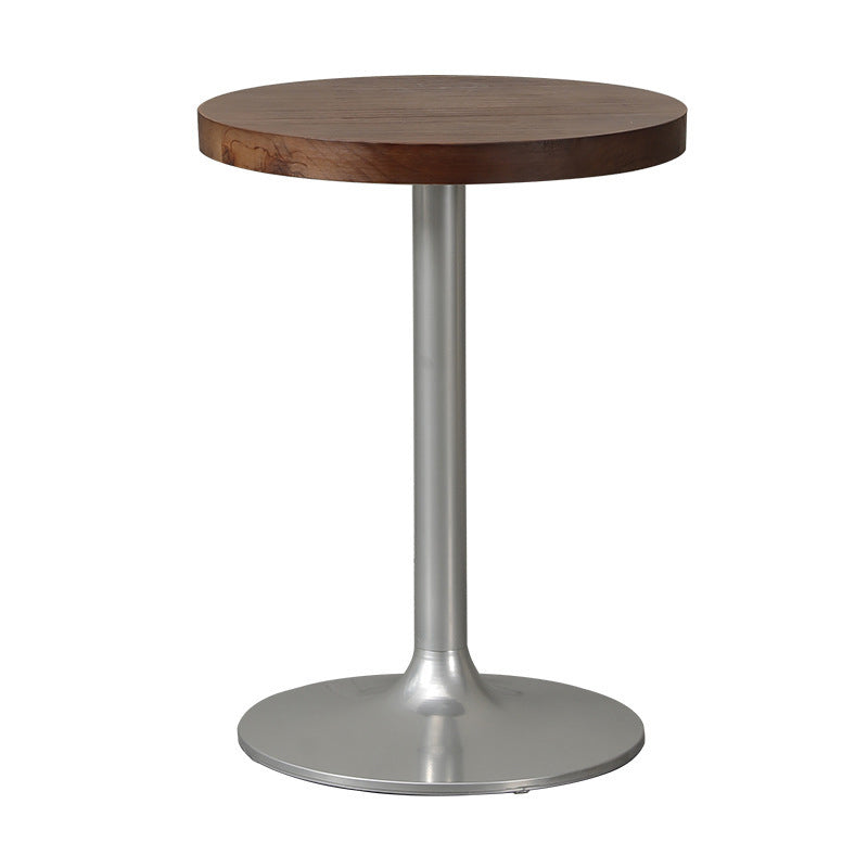 Ensemble de chaises et table de salle à manger en cuir industriel contemporain, bois, fer, avec dossier en forme de X pour salle à manger 