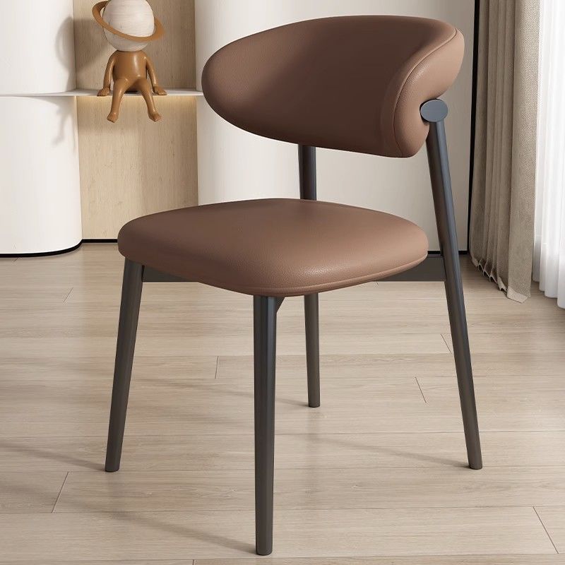 Moderna silla de comedor sin brazos de cuero nappa cuadrado nórdico contemporáneo con marco de metal para comedor 