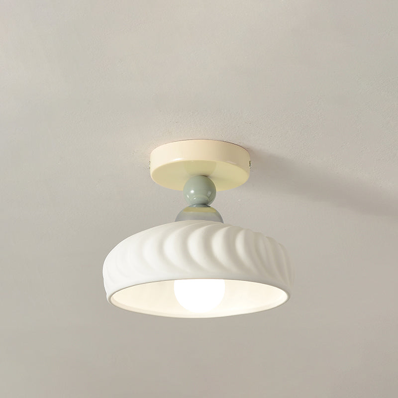 Luz de techo semiempotrada de 1 luz con pantalla redonda geométrica de cerámica crema contemporánea escandinava para sala de estar 