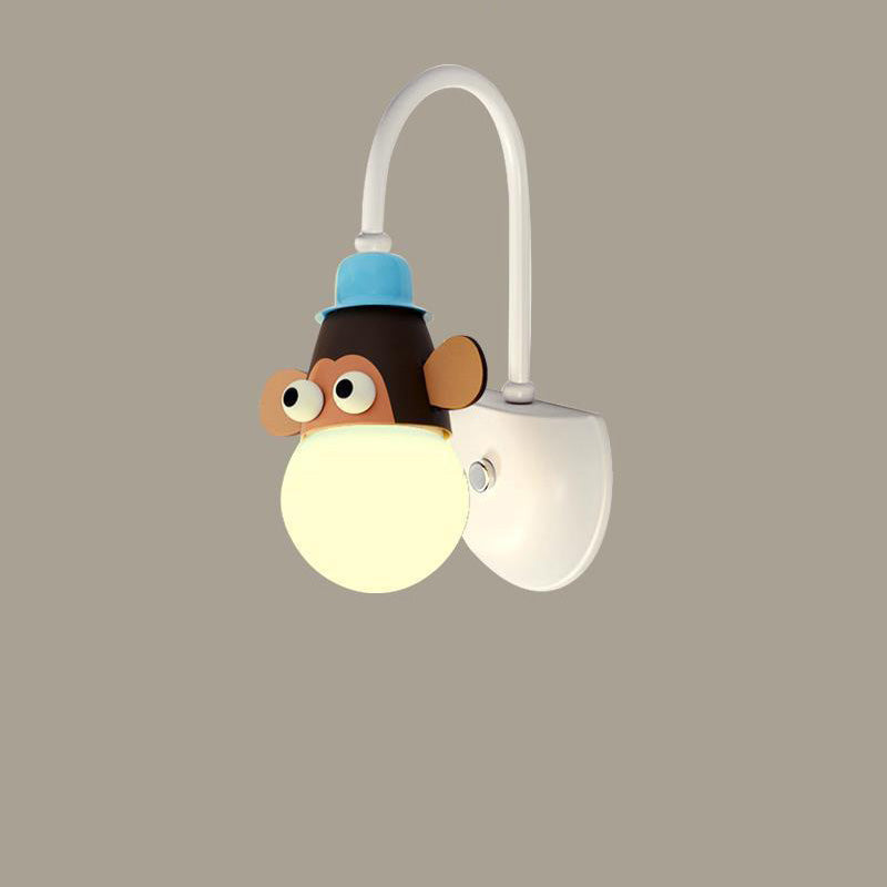 Lámpara de aplique de pared LED de hierro con vidrio redondo y diseño de criatura creativa contemporánea para dormitorio 
