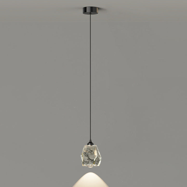 Lustre LED contemporain de luxe avec cadre en cuivre plein et abat-jour en résine avec feuille d&