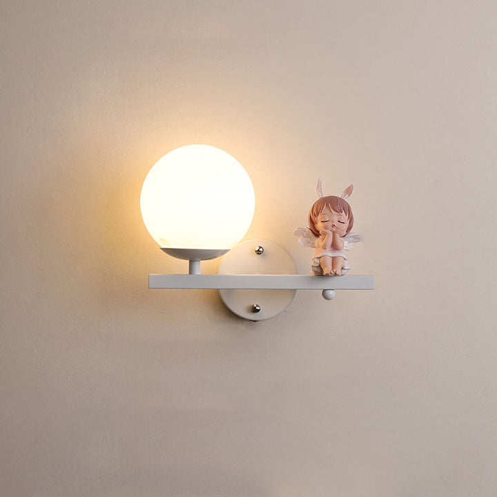 Zeitgenössische kreative Kinder Mädchen Einhorn Kugel Harz Eisen Glas 1-Licht Wandleuchte für Schlafzimmer 