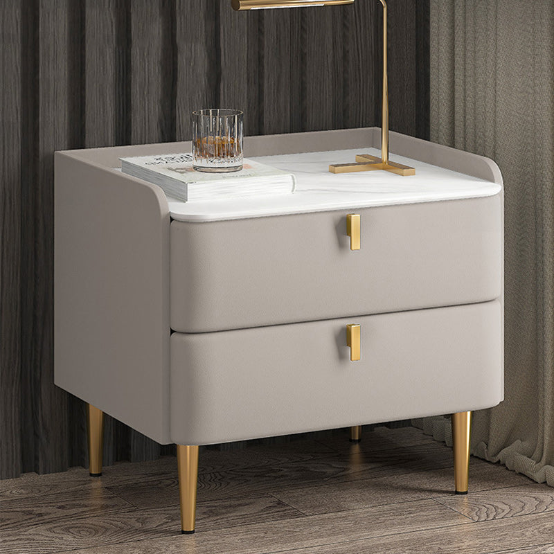 Table de nuit moderne en cuir, bois de pin et acier au carbone avec plateau rectangulaire et 2 tiroirs 