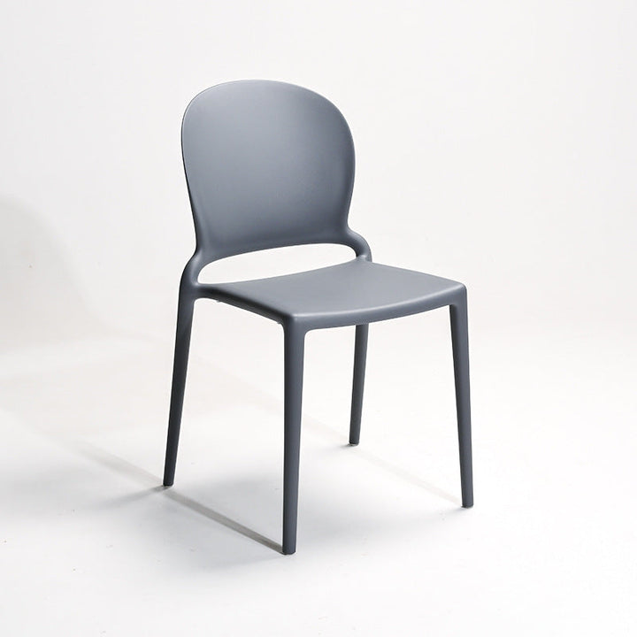 Zeitgenössischer nordischer gebogener quadratischer PP-Esszimmerstuhl Rückenlehne ohne Armlehnen für Esszimmer 