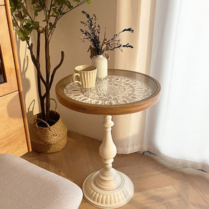 Traditioneller Vintage-Blumen-geprägter runder Massivholz-Beistelltisch 1-stufig für das Wohnzimmer 