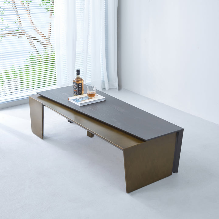 Table basse rectangulaire en bois de noyer et laiton antique - Table d&