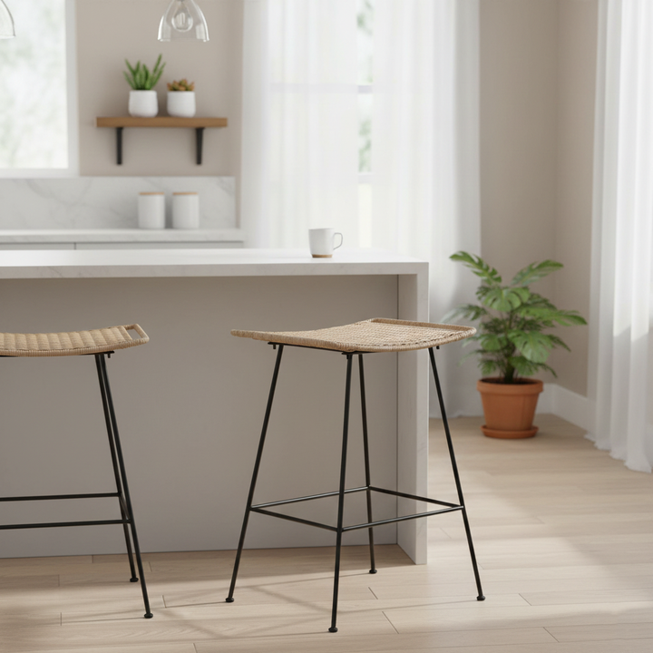 Curved-Seat Rattan Bar Stool - Lightweight Rattan Weaving Backless Stool For Dining Room