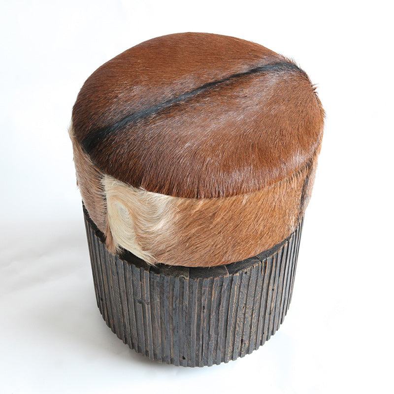 Tabouret traditionnel en bois de teck et peau de chèvre - Chaise de mobilier oriental faite à la main pour salon 