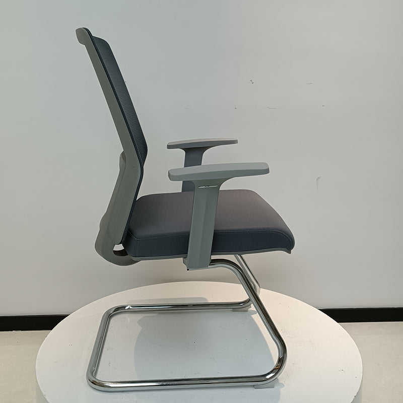 Moderner ergonomischer Besucherstuhl aus grauem Netzgewebe mit Lendenstütze – robuster Freischwinger-Schreibtischstuhl mit galvanisiertem Stahlrahmen fürs Homeoffice 