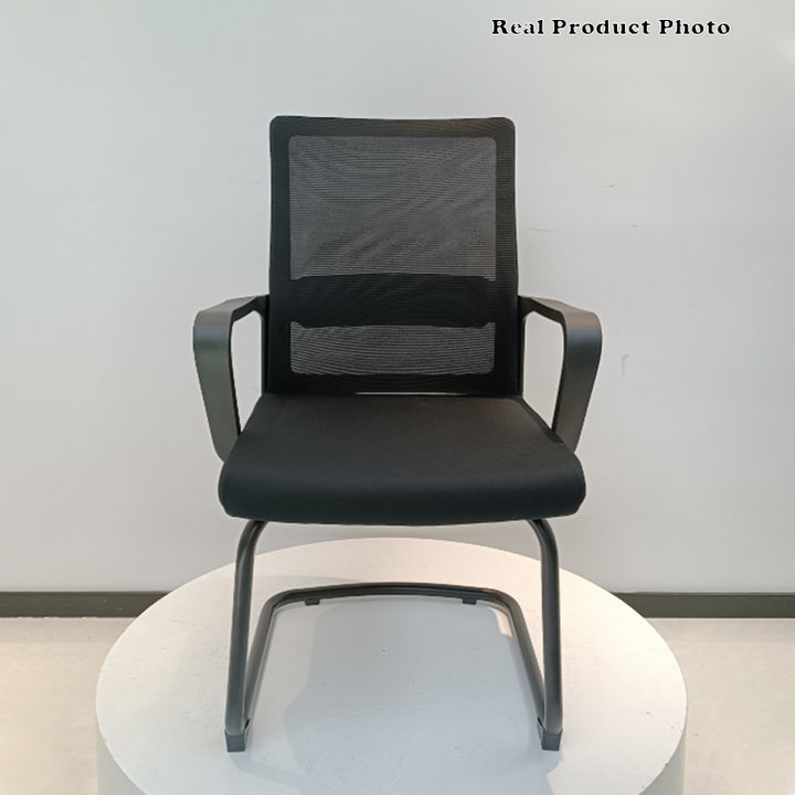 Moderner atmungsaktiver Executive-Bürostuhl mit ergonomischer Netzrücken-Unterstützung – robuster Schreibtischstuhl mit freischwingendem Stahlgestell für das Homeoffice 