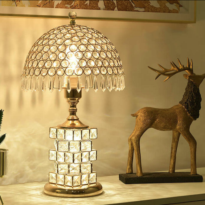 Modern Luxury Crystal Dome Shade 1-Light Table Lamp