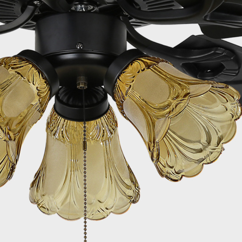 Lámpara de ventilador de techo con varillas descendentes y pantalla de campana europea tradicional para sala de estar 