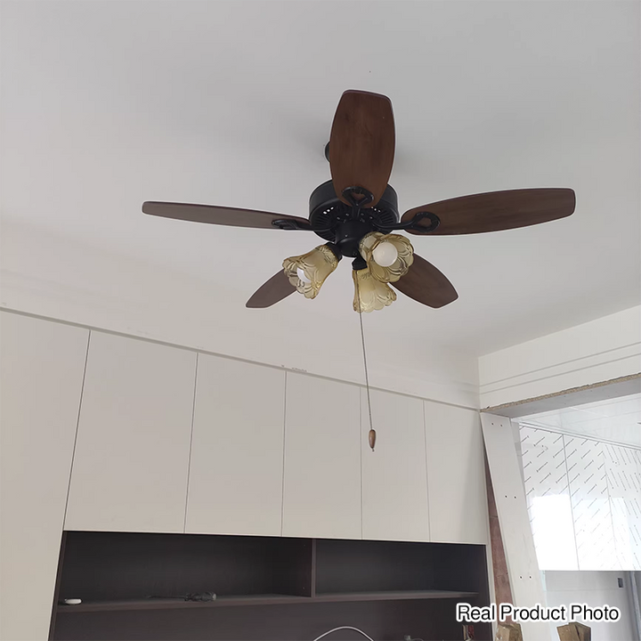 Lámpara de ventilador de techo con varillas descendentes y pantalla de campana europea tradicional para sala de estar 