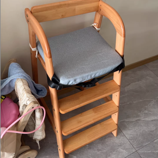 Moderne Einfachheit Kinder Dreifach Quadrat Stoff Gummibaumholz Esszimmerstuhl Rückenlehne Für Esszimmer 