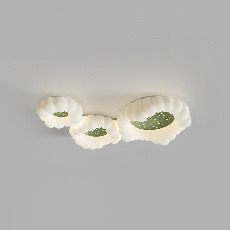 Zeitgenössische nordische Wolken-Stern-runde Eisen-ABS LED-Unterputz-Deckenleuchte für Schlafzimmer 