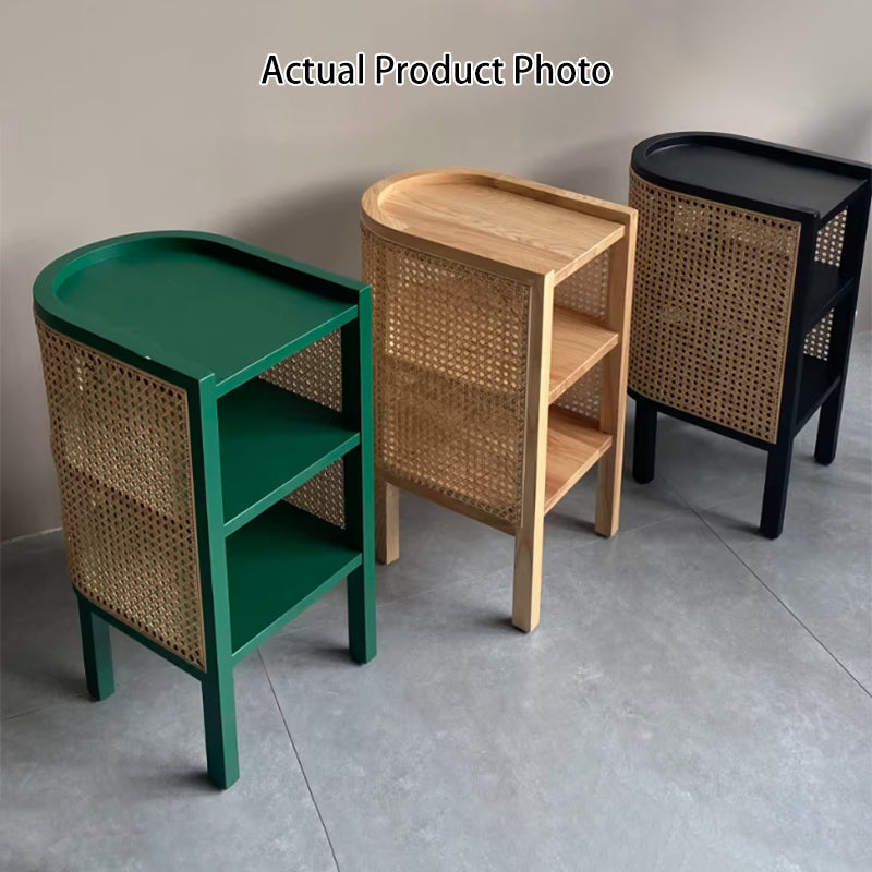 Traditioneller rustikaler zylindrischer Nachttisch aus Eschenholz und Rattan 2 – Schrank für das Schlafzimmer 
