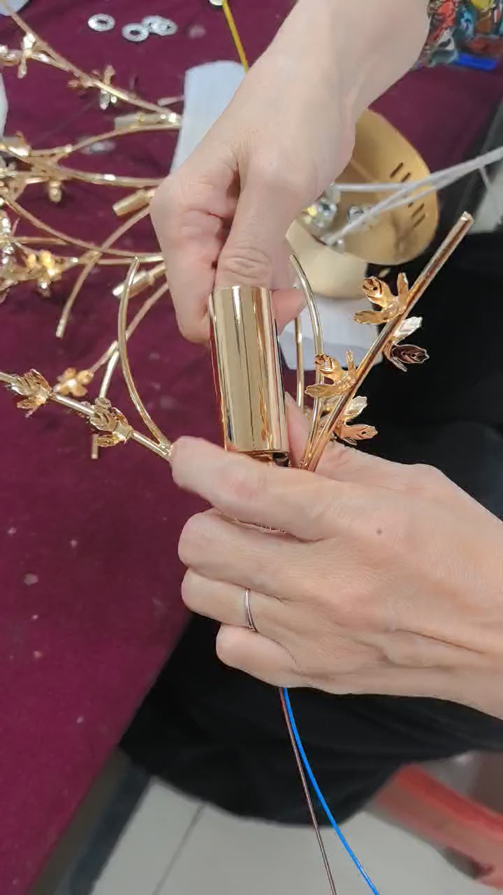 Rama de Rosa Francesa Tradicional Redonda de Cristal Cerámica Hierro Lámpara de Araña de 9 Luces Para Sala de Estar 