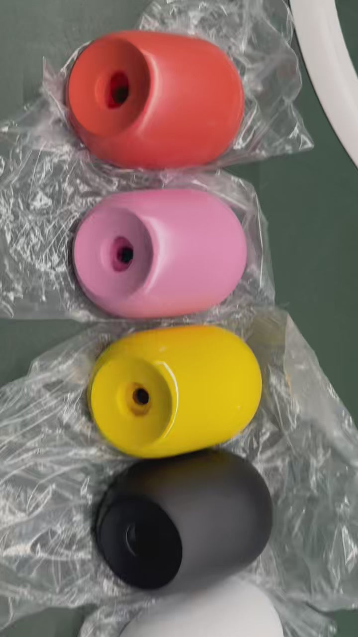 Applique murale 1 lumière avec abat-jour en résine style macaron et boule de verre 