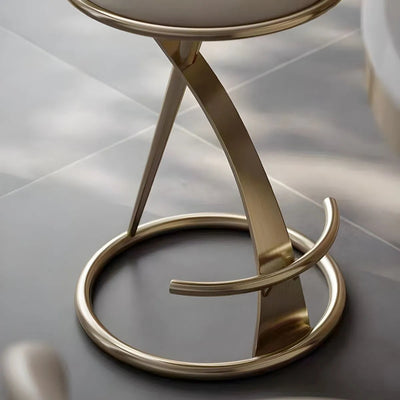 Taburete de mostrador giratorio con tapizado de cuero redondo moderno de lujo, estructura de metal, respaldo bajo, reposapiés para cocina 