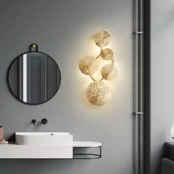 Applique murale moderne de luxe en forme de feuille de lotus en acier inoxydable avec 5 lumières pour le salon 