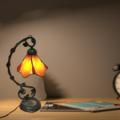 Lámpara de mesa moderna minimalista con forma de pétalo de metal y vidrio con 1 luz para dormitorio 