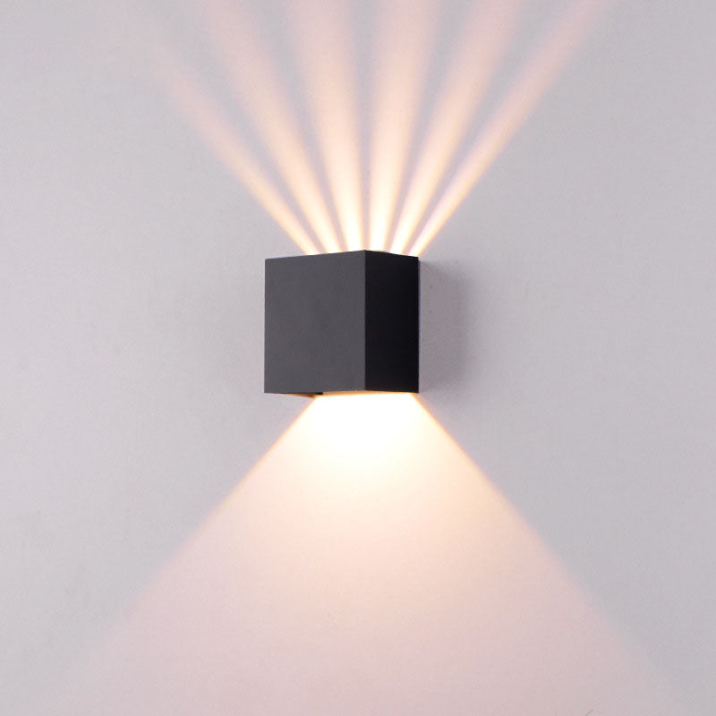 Moderne einfarbige quadratische LED-Wandleuchte aus Aluminium für den Außenbereich