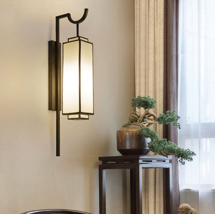 Modern Light Luxury Vintage Iron Cloth 1-Light Wall Sconce Lamp