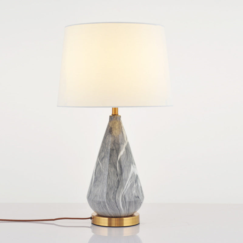 Lámpara de Mesa de 1 Luz de Cerámica Cónica Minimalista Nórdica de Mármol y Tela 