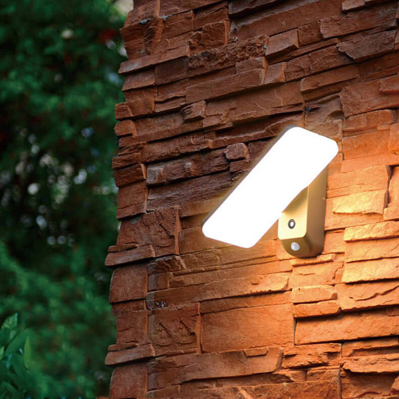 Applique murale LED extérieure carrée moderne avec détection de lumière infrarouge solaire 
