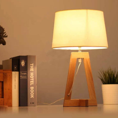 Modern Round Fabric Log Triangle Base 1-Light Table Lamp