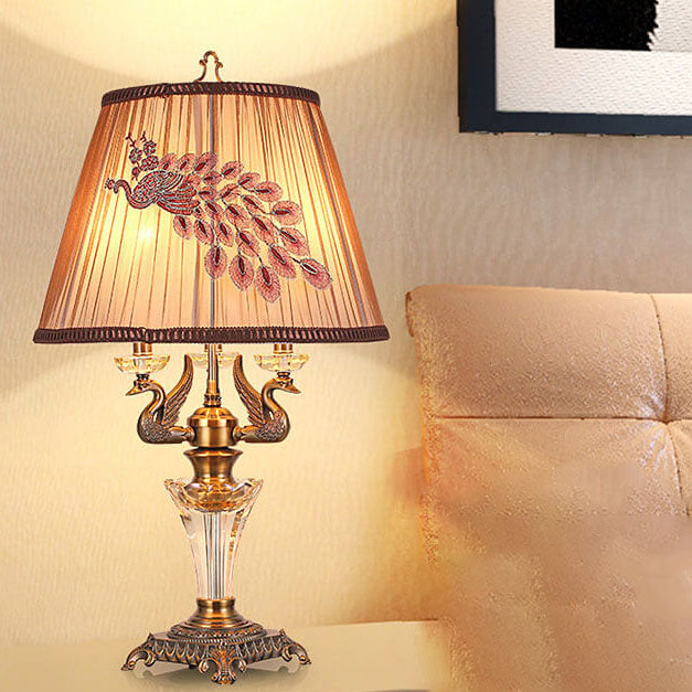 Lampe de table moderne avec abat-jour en tissu de luxe, base en cristal, 3/4 lumières 