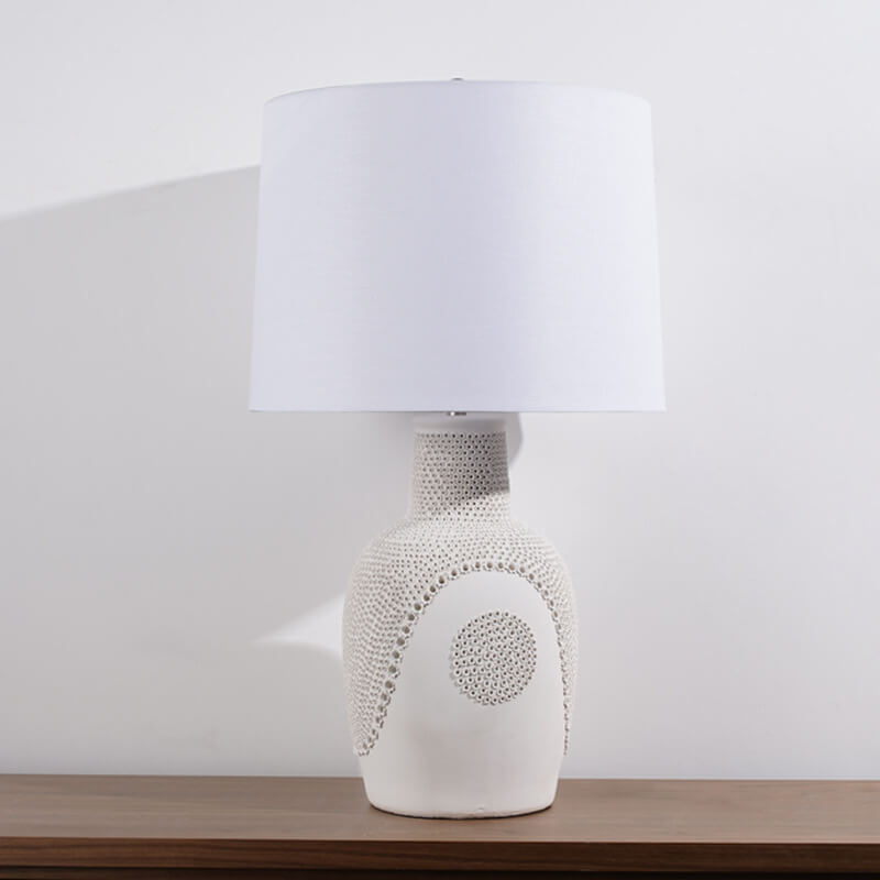 Lámpara de mesa de 1 luz con tambor de tela y jarra de cerámica en blanco y negro minimalista moderno 