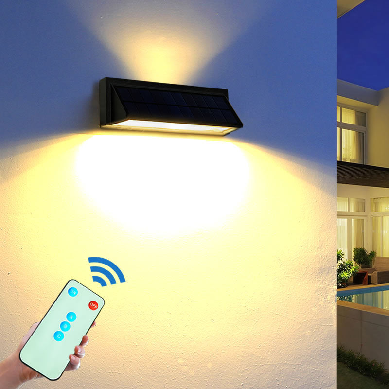 Aplique de pared LED rectangular inclinado para patio exterior, moderno y minimalista, solar, impermeable, de aluminio y vidrio 