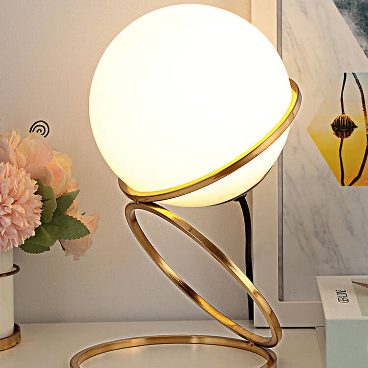 Lampe de Table Moderne Créative à Base de Cercle en Spirale avec Boule de Verre à 1 Lumière 