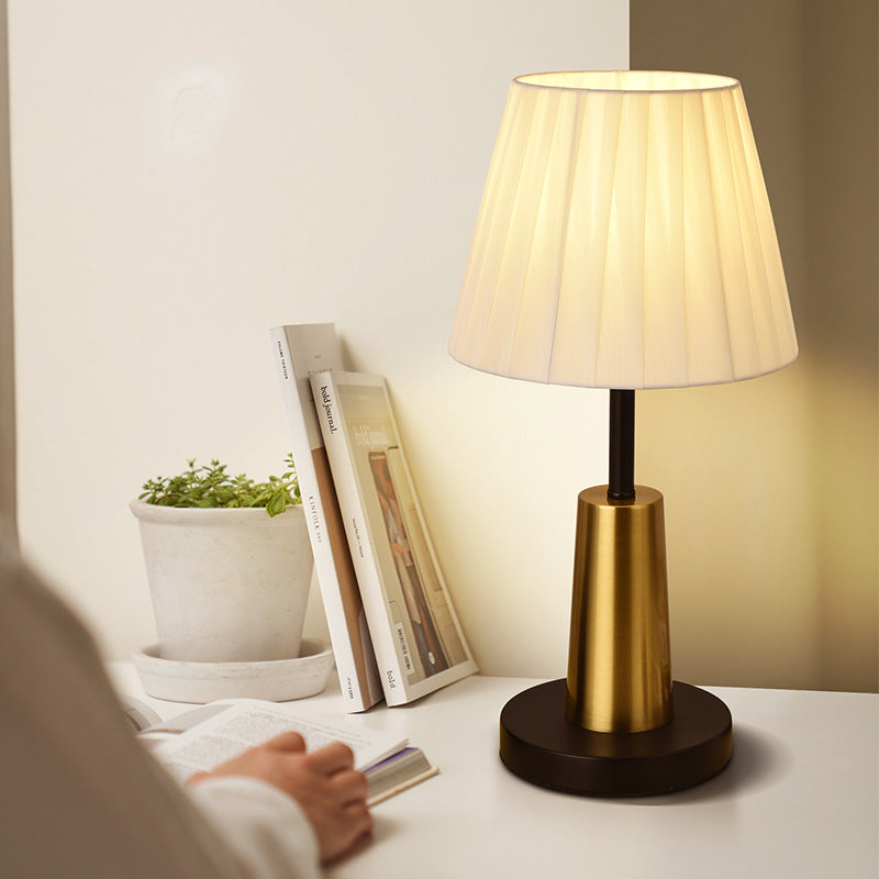 Lampe de table 1 lumière en tissu de fer minimaliste nordique 