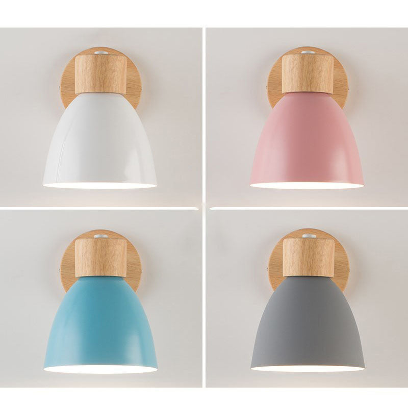 Moderne, minimalistische, einfarbige Macaron-Eisenholz-Wandleuchte mit 1 Leuchte 