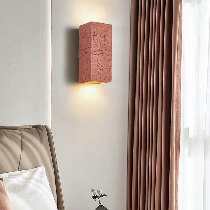 Traditionelle Retro-Wabi-Sabi-LED-Wandleuchte aus Verbundmaterial in quadratischer Säulenform, handgearbeitet, für das Wohnzimmer 