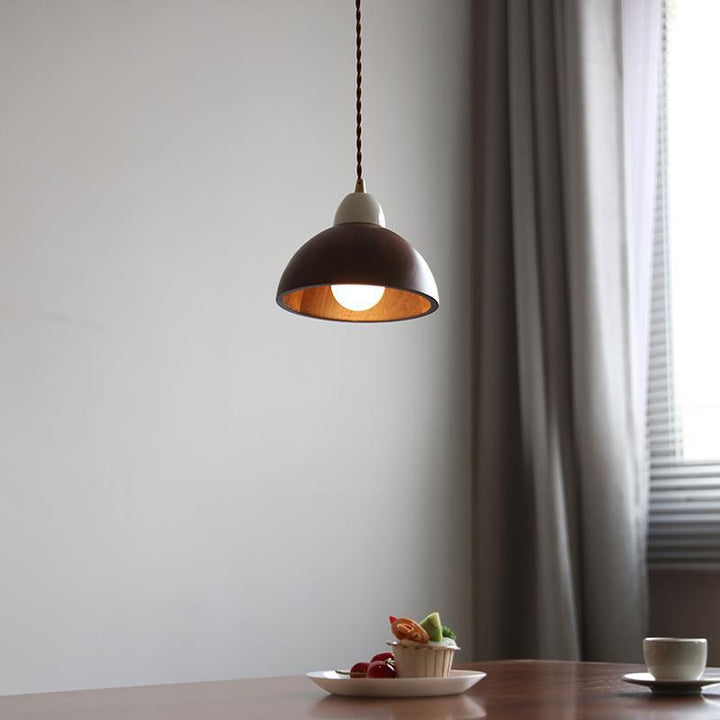 Zeitgenössische nordische 1-flammige Pendelleuchte mit Keramikschirm in Walnussoptik für Wohnzimmer &amp; Schlafzimmer 