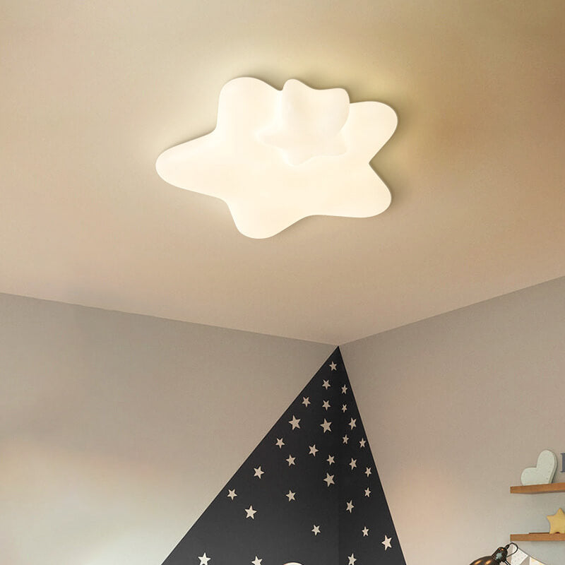 Zeitgenössische skandinavische PE Star Shade LED Deckenleuchte für das Schlafzimmer 