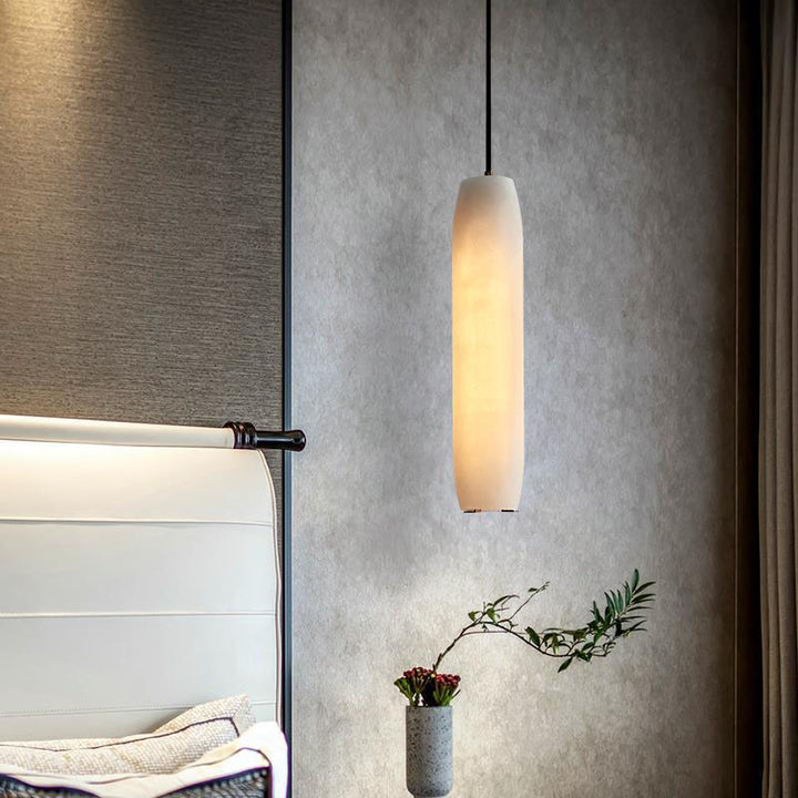 Moderne nordische Pendelleuchte mit 1 Flamme aus Marmor und Messing in Säulenform für das Wohnzimmer 