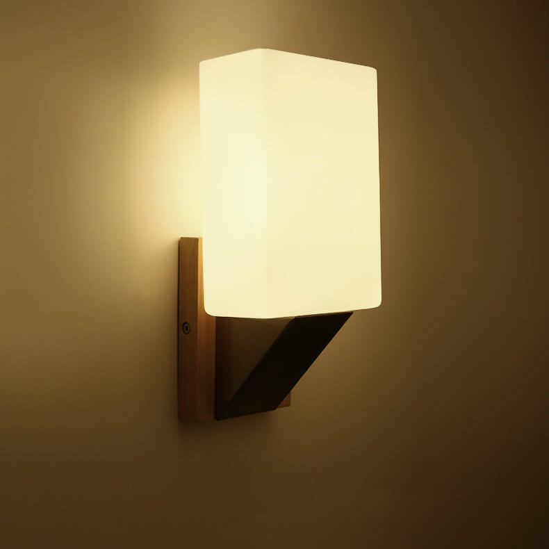 Lámpara Aplique de Pared de 1 Luz con Base de Madera Sólida y Vidrio Cuadrado Nórdico 